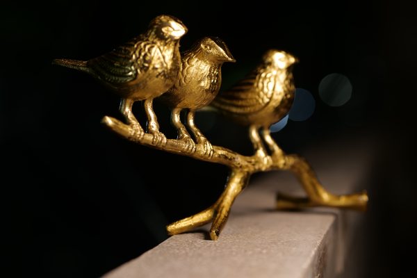 Three Birds Sitting On Branch Classy Metal Made Golden Eye Catchy Show Piece For Home Decor
